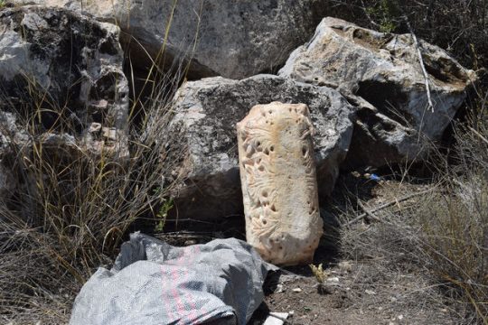 Κατασχέθηκε αρχαίος ενεπίγραφος λίθος