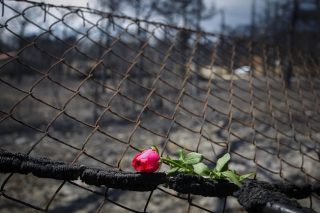 Στους 96 οι νεκροί από την πυρκαγιά στο Μάτι