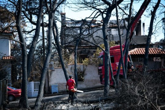 Στις 2.394 οι αιτήσεις των πυρόπληκτων μέσα σε πέντε μέρες