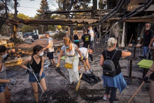 Η απάντηση στις καταστροφές θα έρθει «από τα κάτω»