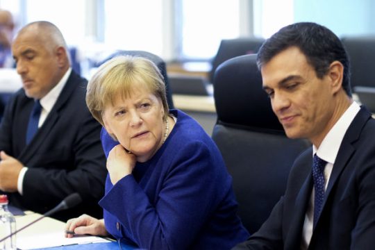Μέρκελ, Σάντσεθ «εγκαινιάζουν»τις μαζικές επαναπροωθήσεις