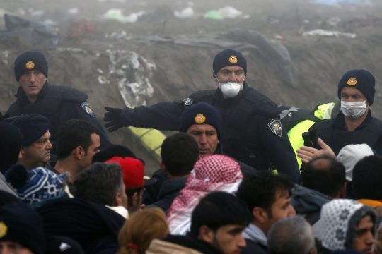 Μετανάστες καταγγέλλουν ότι ξυλοκοπήθηκαν από την κροατική αστυνομία