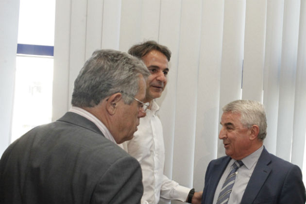 Τροπολογία βουλευτών της Ν.Δ. «πάγωνε» τα πρόστιμα και τις κατεδαφίσεις αυθαιρέτων