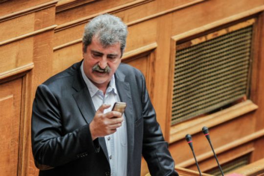 Σε αποζημίωση 25.000 ευρώ στην ΠΟΕΔΗΝ καταδικάστηκε ο Π. Πολάκης