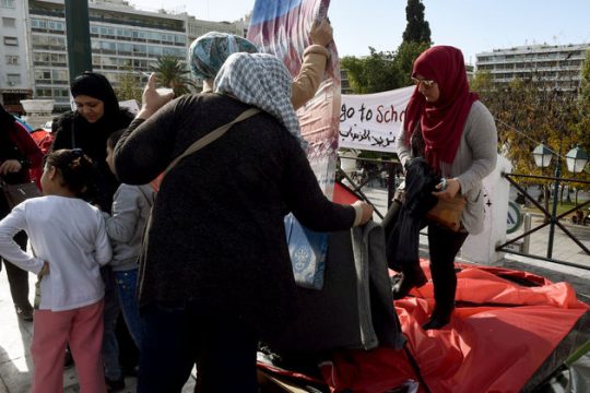 Μεταβατική λύση με επιστροφές προσφύγων
