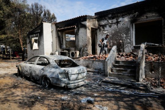 Παράσταση πολιτικής αγωγής από συγγενή θύματος της πυρκαγιάς