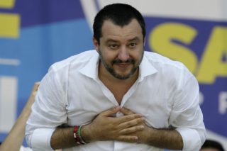 Ο Σαλβίνι προωθεί το «καλό» προφίλ του