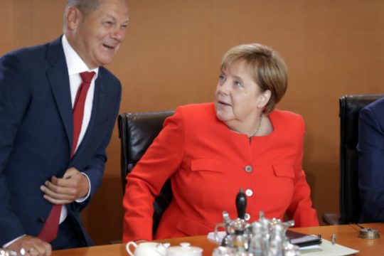 Νέα γερμανικά παιχνίδια με την Ελλάδα