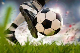 Σέντρα για τη Super League σε ΕΡΤ και Nova