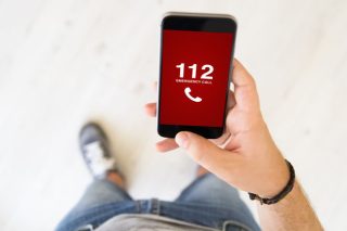 «112»: Αναμείνατε στο ακουστικό σας
