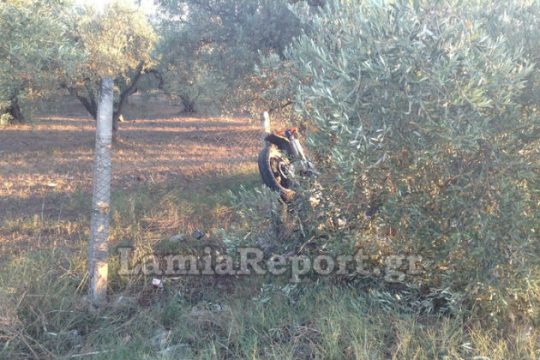 Ένας νεκρός και ένας τραυματίας σε τροχαίο στη Λαμία