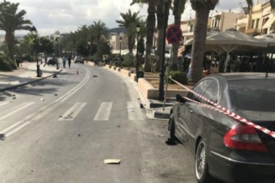 Ένας νεκρός και δύο σοβαρά τραυματίες σε τροχαία στην Κρήτη