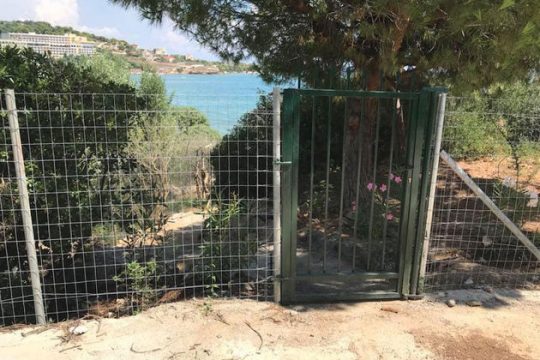 Τα παράπονά του στους… δημότες
