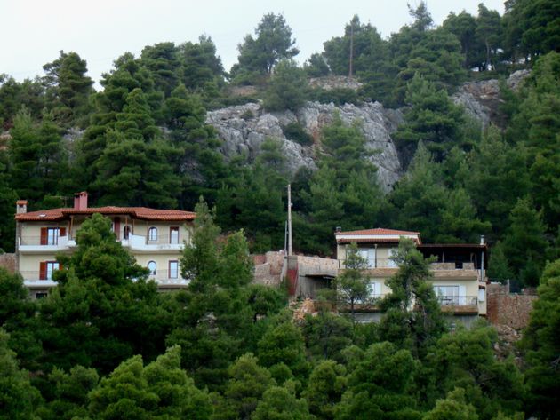 Σαν τη Χαλκιδική… αυθαίρετα δεν έχει