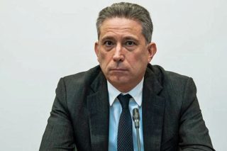 Έγινε ο Κώστας Χρυσόγονος στρατηγός και δεν το μάθαμε;