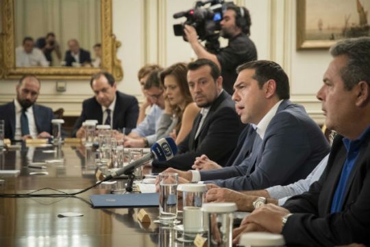 Επίθεση αντιπολίτευσης μετά τον κυβερνητικό ανασχηματισμό