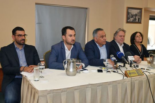 Ανάχωμα στον φασισμό
