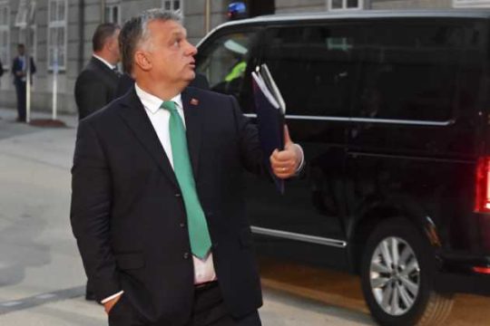 Ο Βέμπερ, ο Ορμπαν και τα άλλα παιδιά