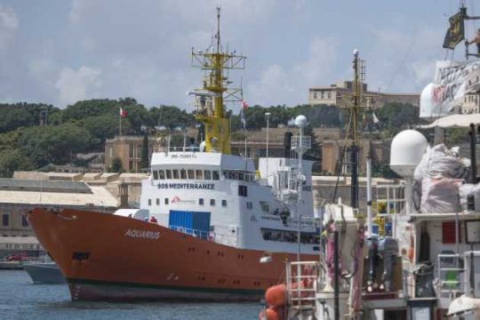 Στη Μάλτα οι 58 πρόσφυγες από το Aquarius