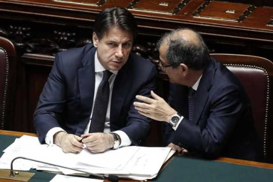 Προεκλογικές υποσχέσεις και ευρωπαϊκές δεσμεύσεις…