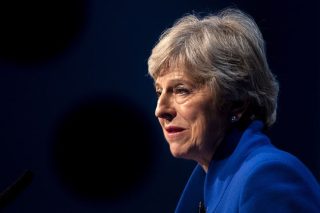 Αρχίζουν τα σκληρά παζάρια για το Brexit