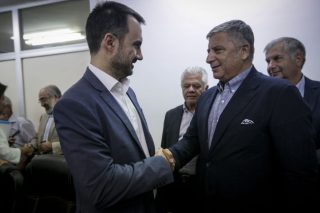 Μόνιμες προσλήψεις και επιπλέον πόροι για τους δήμους