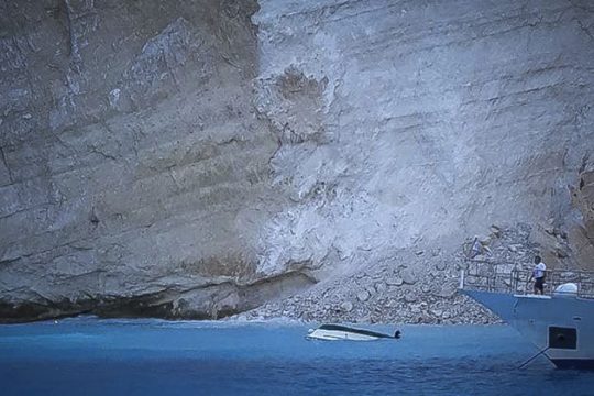 Λαχτάρα στο «Ναυάγιο»