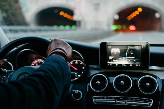 Συνελήφθησαν δύο οδηγοί - Πιάστηκαν να κάνουν «κόντρες» στη Βούλα
