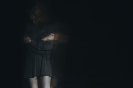 Σε κρίσιμη κατάσταση η κοπέλα που έπεσε θύμα βιασμού