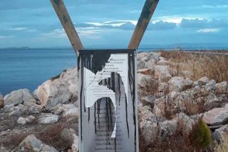 Μπαράζ βανδαλισμών στη Μυτιλήνη
