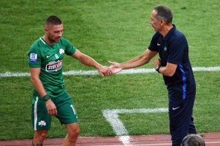 Επιστροφή Μουνιέ, σκέψεις για Μακέντα