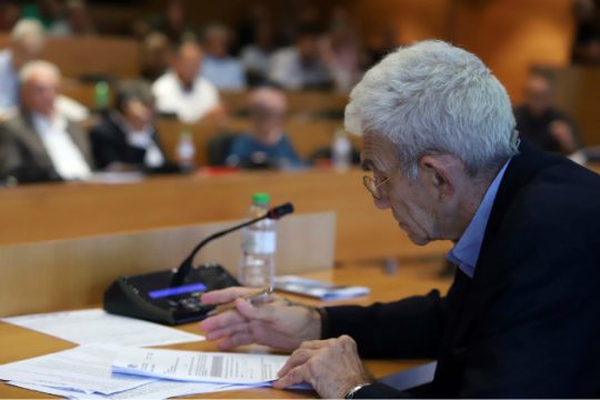 Δεν άνοιξε τα χαρτιά του ο Μπουτάρης