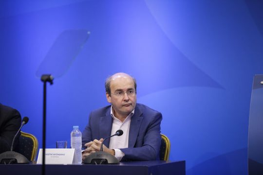 «Αργεντινή νούμερο δύο» βλέπει η Ν.Δ. – Κατά της επέκτασης των ΣΣΕ ο ΣΕΒ