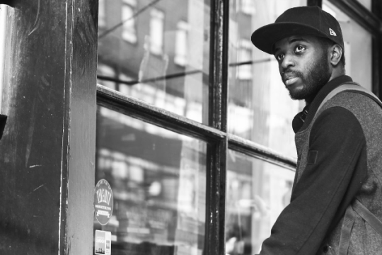 Alfa Mist: Το νέο αίμα της jazz στην Ελλάδα