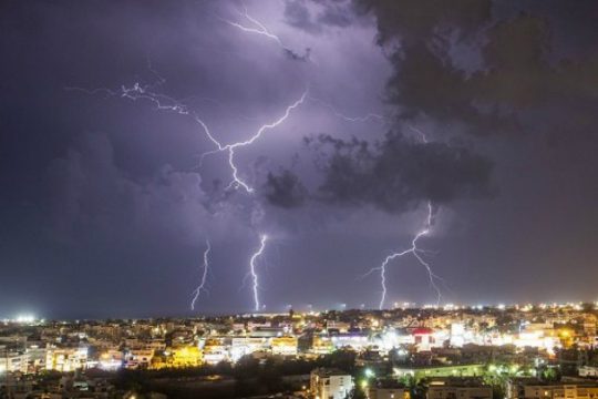 Μικροπροβλήματα από την κακοκαιρία στην Κρήτη