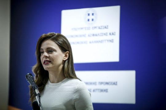 Εντός της εβδομάδας η τροπολογία για τον κατώτατο μισθό