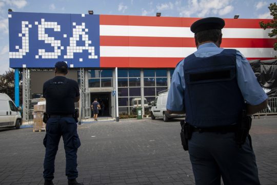 Σε κλοιό διαδηλωτών η Θεσσαλονίκη λόγω ΔΕΘ