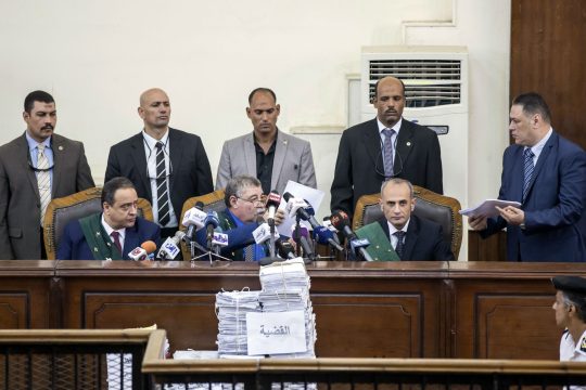 Θανατική ποινή σε 75 για αιματηρή διαδήλωση στο Κάιρο