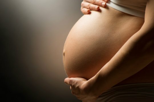 Στον πλακούντα των εγκύων εισχωρεί η ατμοσφαιρική ρύπανση