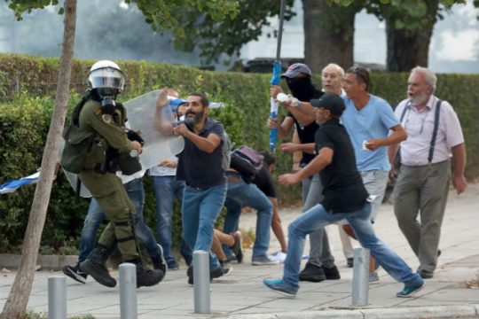 Έκτροπα από συμμετέχοντες στο συλλαλητήριο για το «Μακεδονικό»