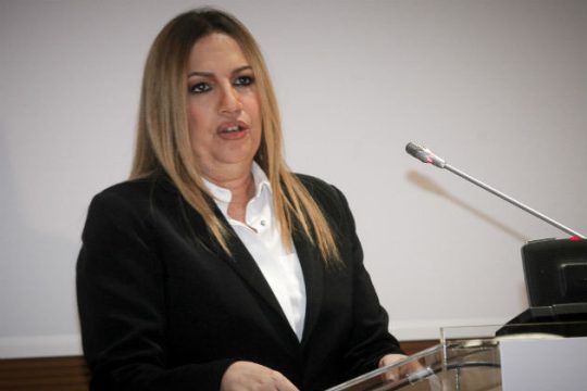 «Καρφιά» Φώφης για ΣΥΡΙΖΑ μέσω Βρυξελλών
