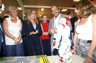 «Σχέδιο Ελλάδα» κόντρα στην πόλωση