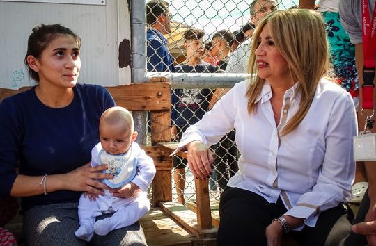 Νέα πυρά Φώφης στην κυβέρνηση για το προσφυγικό