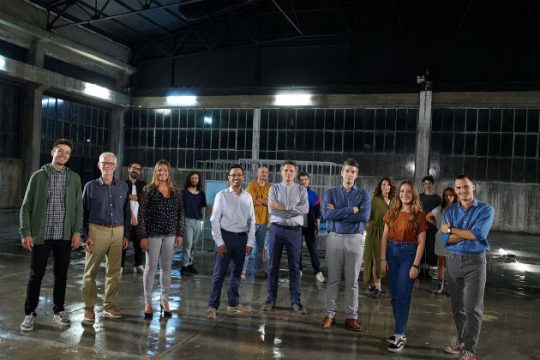 Οκτώ προσωπικότητες μιλούν για αυτά που ενώνουν Ελλάδα-ΗΠΑ
