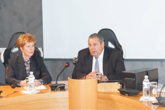 Η τροπολογία και το χτίσιμο από την αρχή