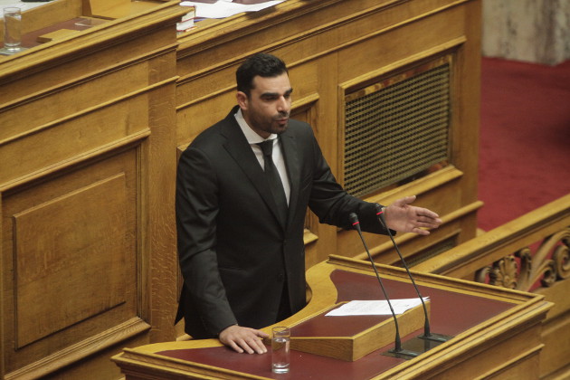 Επίθεση αγνώστων στον Πέτρο Κωνσταντινέα