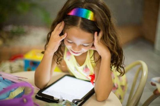 Η μη εκπαίδευση των κοριτσιών στοιχίζει ακριβά