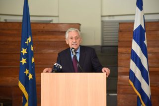 Κάλεσμα Κουβέλη για συλλογικές συμβάσεις και στην ποντοπόρο Ναυτιλία