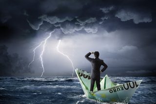 Οι τρεις παγκόσμιες κρίσεις και η ανάπτυξη