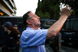 Το κράτος (μας) κινδυνεύει από τον Λαφαζάνη